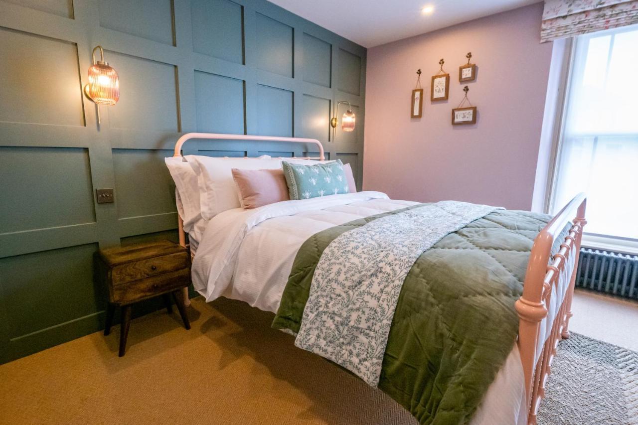 The Sheep And Penguin Hotel Wells Luaran gambar