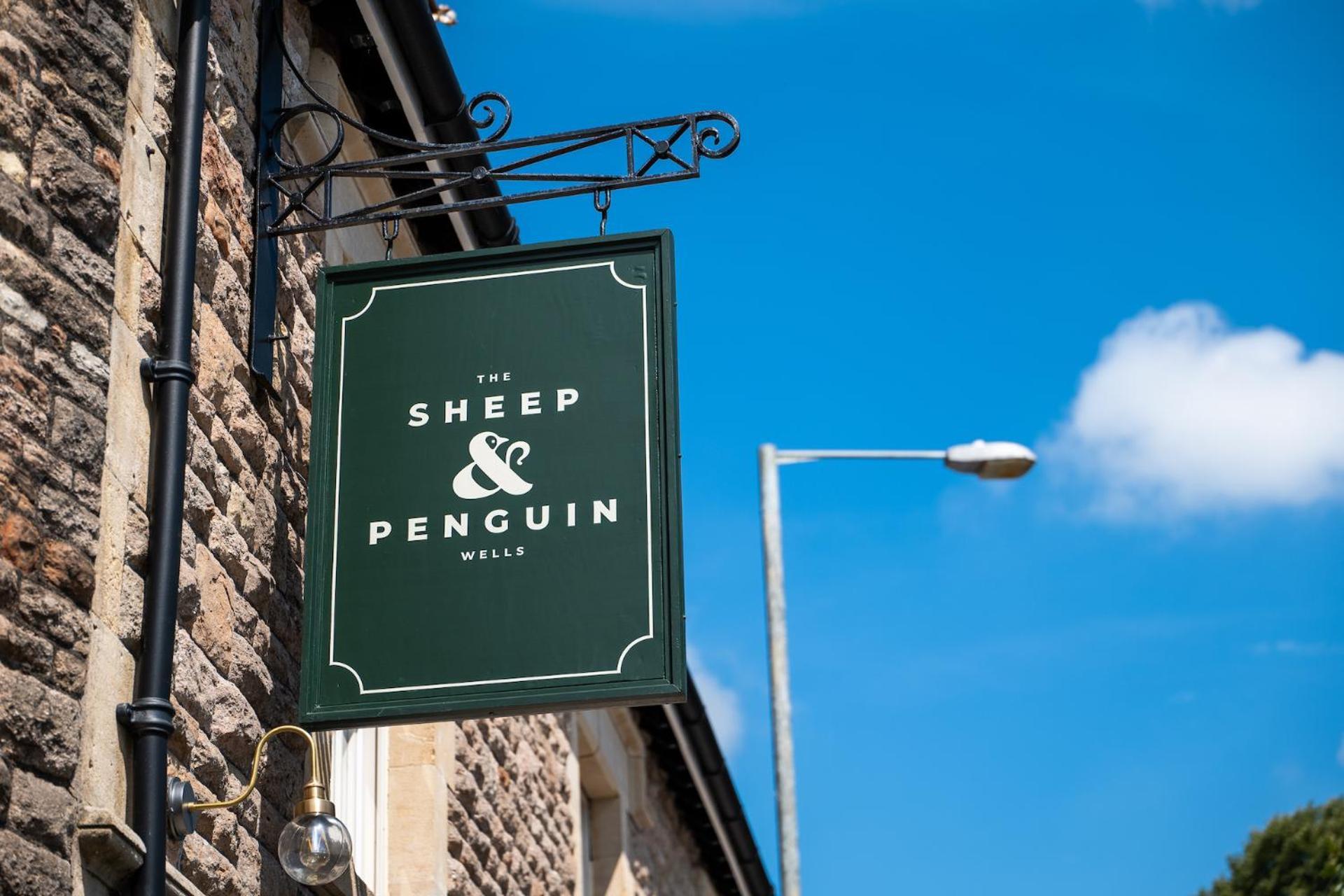 The Sheep And Penguin Hotel Wells Luaran gambar